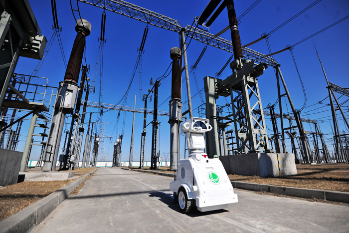 諄勤硬件+機(jī)器人巡檢，為電力巡檢插上“新翅膀”